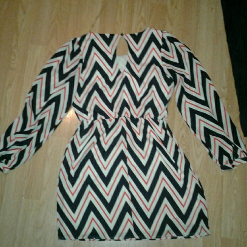 Clothes - Picture 2 of 2